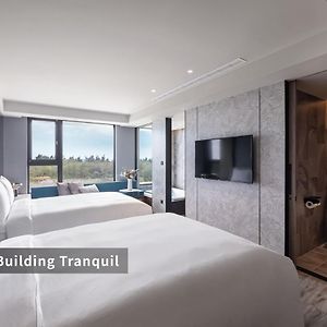 Building Tranquil Deluxe Family Room